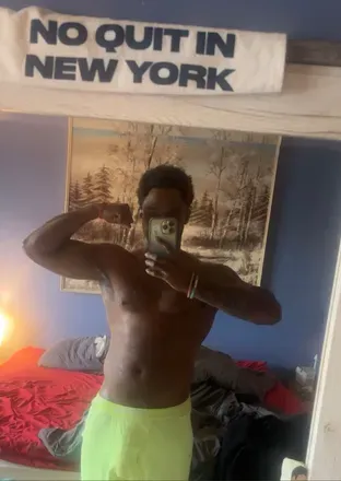 OnlyFans account  flyboyv avatar 1