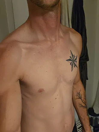 OnlyFans account  mack888 header 2