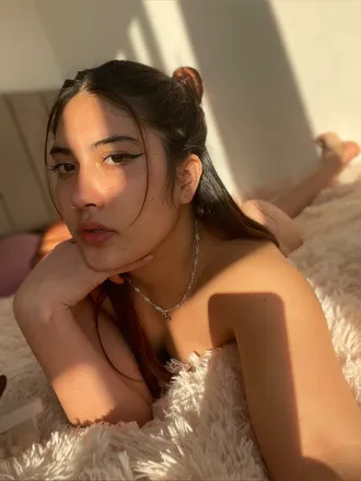 OnlyFans cuenta lcaroliinaa header 2