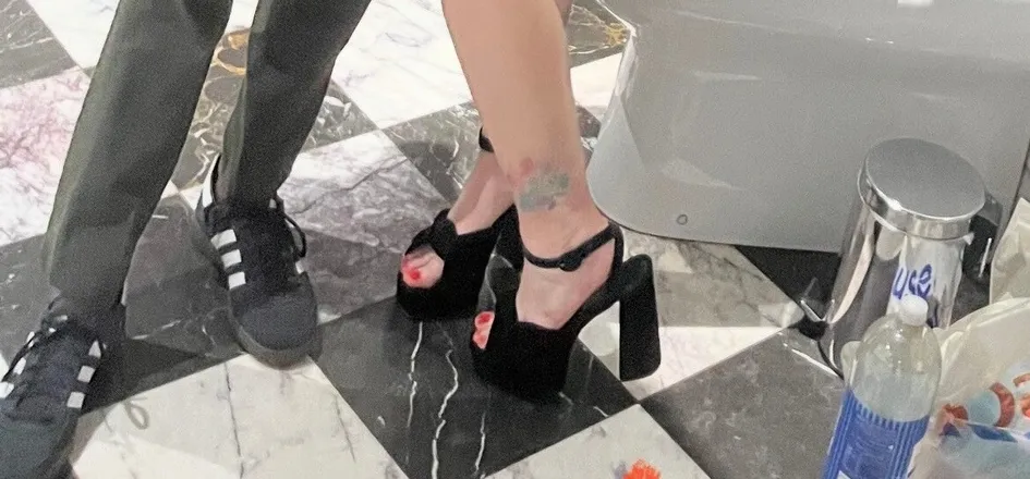 OnlyFans cuenta facelesscoupleuk header 2