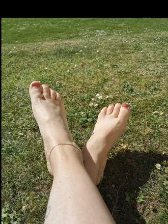 OnlyFans cuenta feetfirst_foryou header 2