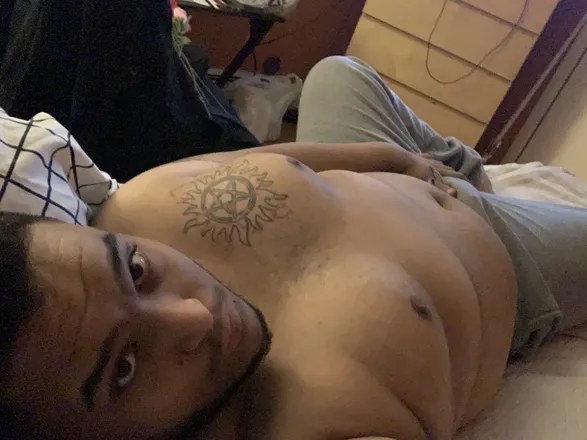 OnlyFans cuenta gutts header 2