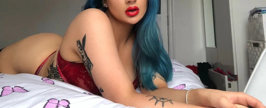 OnlyFans cuenta ellabloomxx header 2