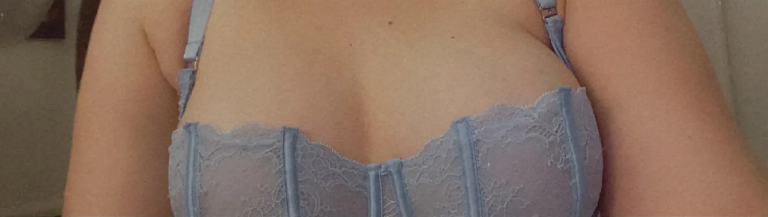 OnlyFans cuenta delilahprincexoxo header 2