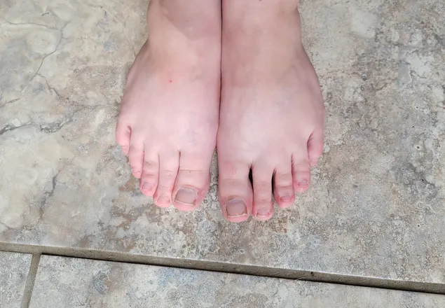 OnlyFans account  myfeetineverything header 2