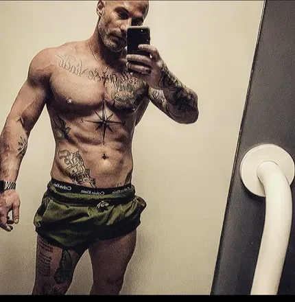 OnlyFans cuenta ross-k avatar 1