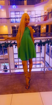 OnlyFans cuenta blondie_254 previous_avatars_2 4