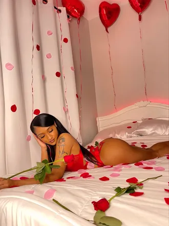 OnlyFans cuenta urfavmyaa header 2