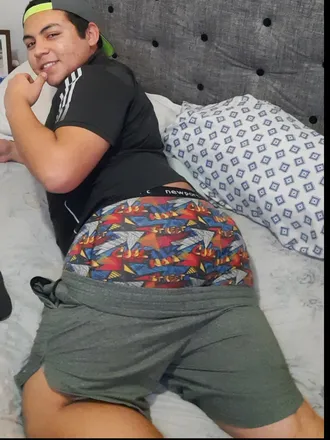 OnlyFans cuenta isaias_alex header 2