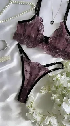 OnlyFans cuenta meganxpolat header 2