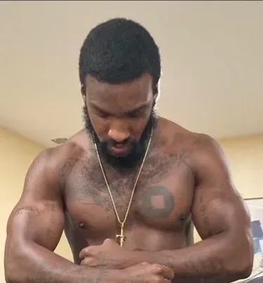 OnlyFans account  tone_touches avatar 1