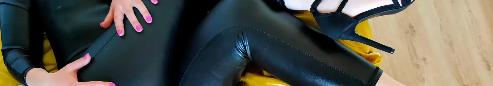 OnlyFans cuenta larawetlook header 2
