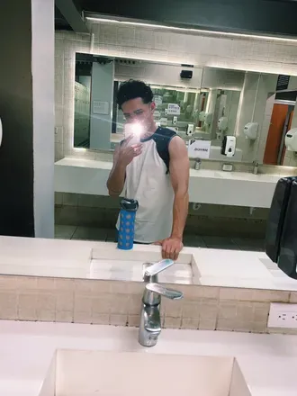 OnlyFans cuenta vic_adolfo avatar 1