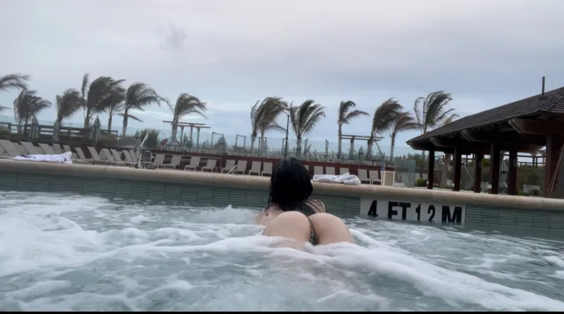 OnlyFans cuenta spoiledcrybabie header 2