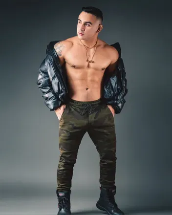 OnlyFans account  laravers21 avatar 1