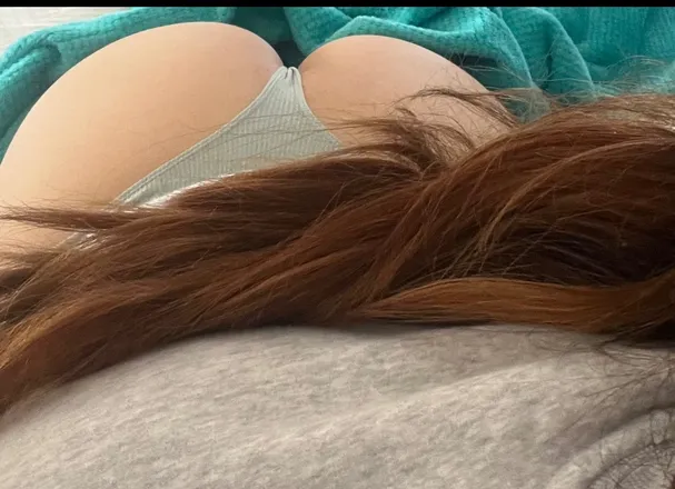 OnlyFans account  sweetlittlegirl77 header 2