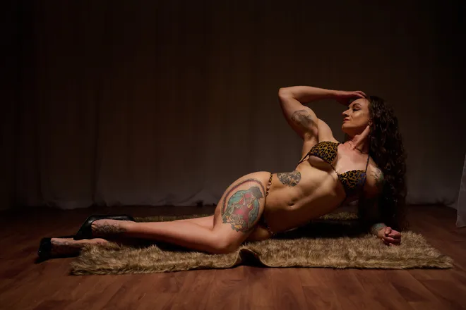 OnlyFans cuenta claudiaafterdark header 2