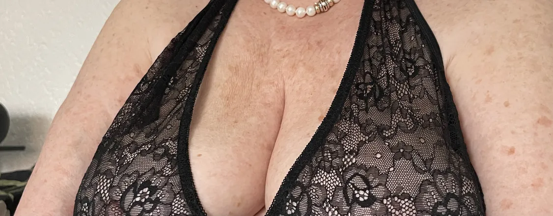 OnlyFans cuenta oldersamantha header 2