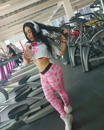 OnlyFans cuenta luhroman11 header 2