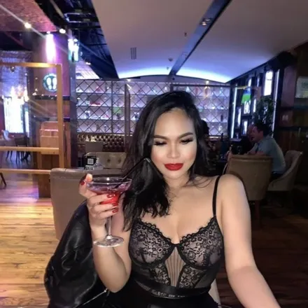 OnlyFans cuenta baddieemmax header 2