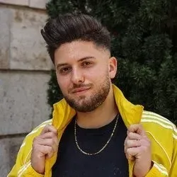 OnlyFans account  evaristocaruso avatar 1