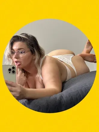 OnlyFans account  cheeky_yelofree avatar 1