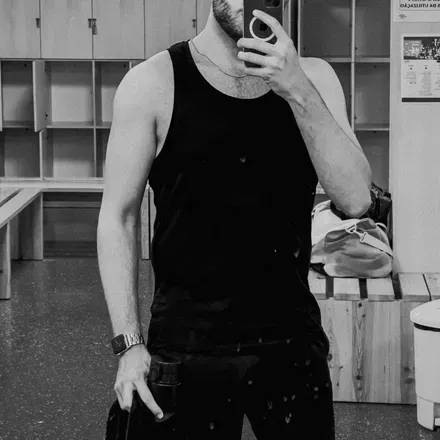 OnlyFans cuenta imthatrocketman avatar 1
