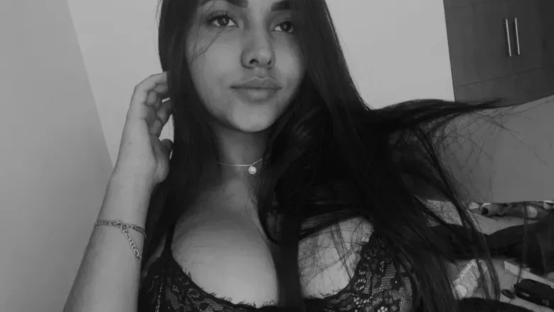 OnlyFans cuenta valentina1276 header 2