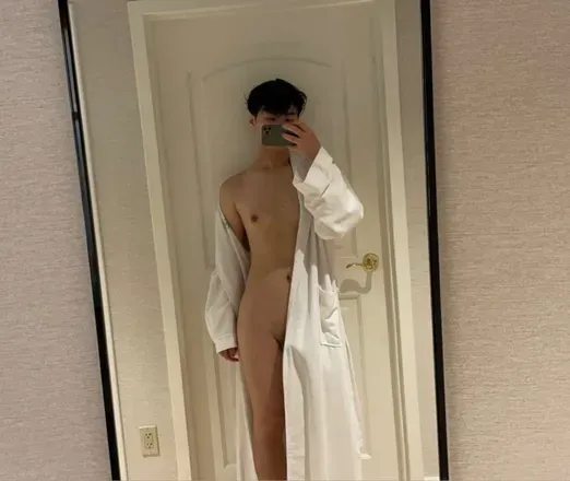 OnlyFans account  lemonbox avatar 1