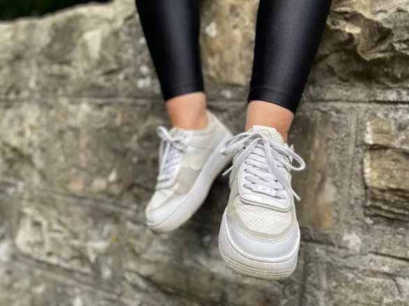 OnlyFans cuenta princesselena1997 header 2