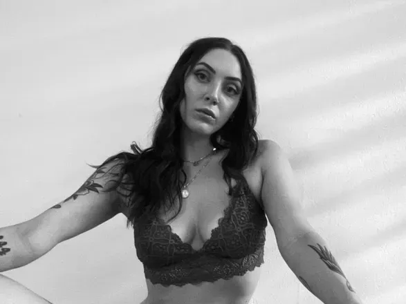 OnlyFans cuenta mezcalandmayhem avatar 1