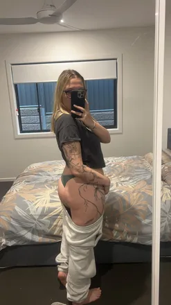 OnlyFans cuenta ariaflowers04 header 2