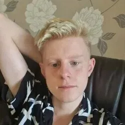 OnlyFans cuenta blake_riley_2002 avatar 1