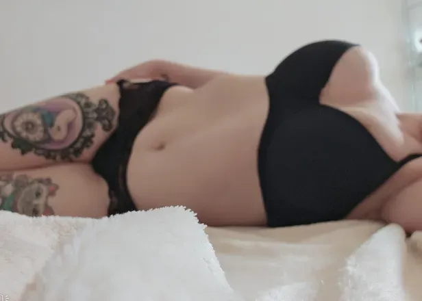 OnlyFans cuenta zoeykittyx header 2