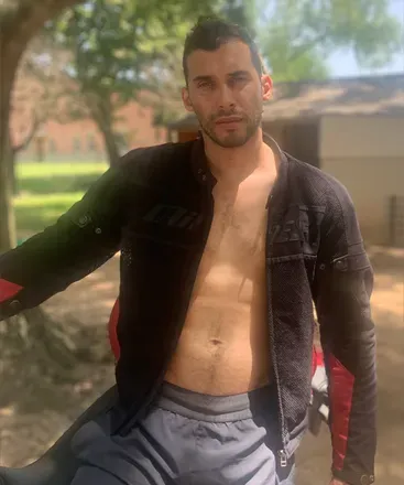 OnlyFans account  herculeshijodelosdioses avatar 1
