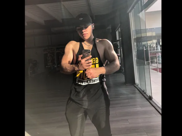 OnlyFans cuenta erikyanez header 2