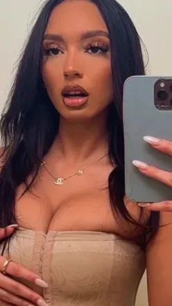 OnlyFans cuenta stella.rose.xxx avatar 1