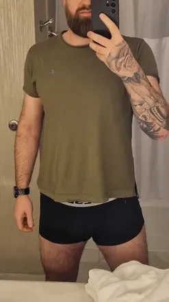 OnlyFans cuenta beardandbulge avatar 1