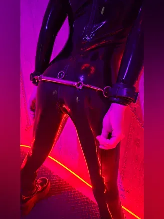 OnlyFans cuenta mattieleather header 1