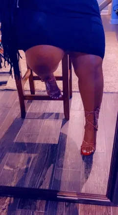 OnlyFans cuenta anonymousalluree header 2