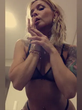 OnlyFans cuenta ninnacba avatar 1