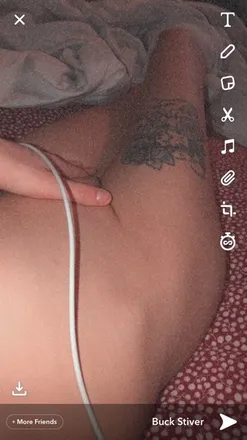 OnlyFans account  sexylilthang_420 header 2