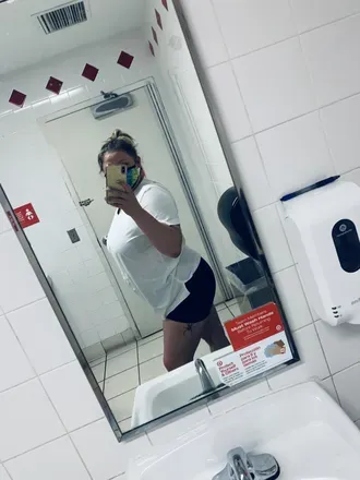 OnlyFans cuenta prettymomma1993 avatar 1