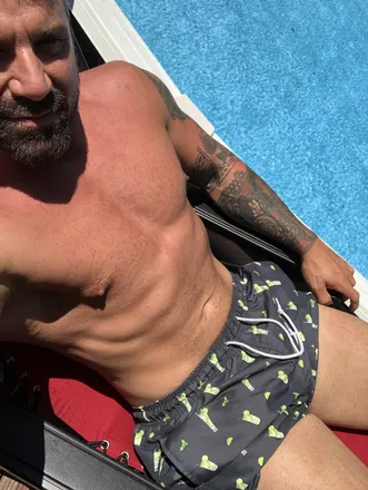 OnlyFans cuenta u8457351 header 2