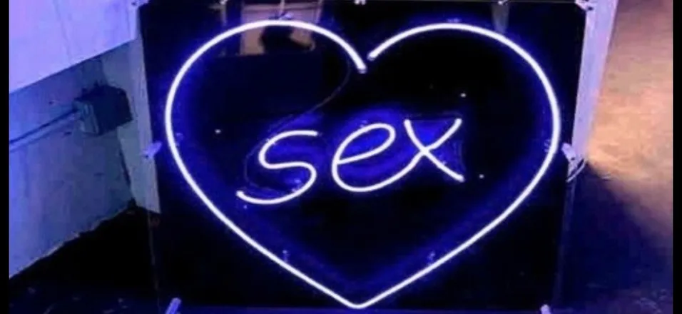 OnlyFans cuenta youneedkayceefree header 2