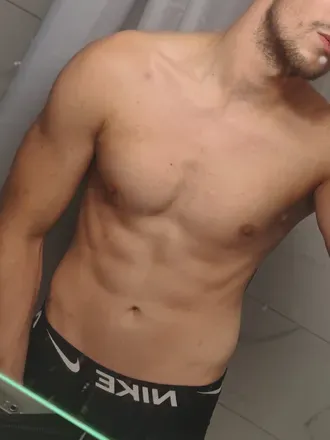 OnlyFans cuenta swisstwink03 avatar 1