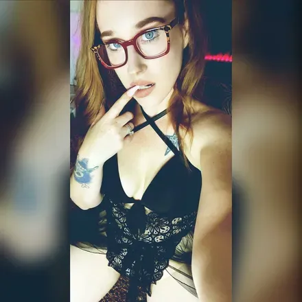 OnlyFans cuenta ajbredtemptress avatar 1