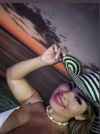 OnlyFans cuenta annygomez1227 header 2