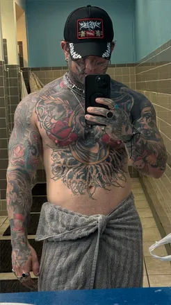 OnlyFans cuenta u124729150 header 2