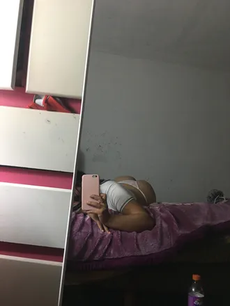 OnlyFans cuenta morocha_sexy header 2